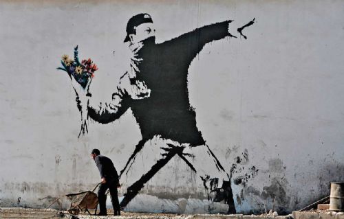 Banksy dejaba ver su visión más crítica de la sociedad con estas pinturas de las que se hicieron eco los periódicos