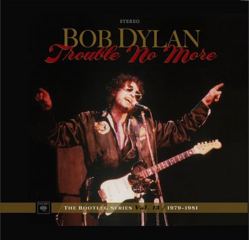 Trouble No More recoge la música que hizo Bob Dylan durante el tiempo que fue bautizado y estudió en una escuela bíblica