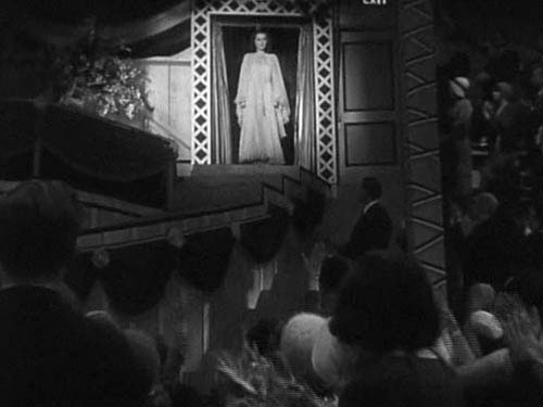 Si la idolatr&iacute;a aparece tan a menudo en la religi&oacute;n, es porque los dones y un ministerio espiritual se pueden convertir f&aacute;cilmente en un &iacute;dolo