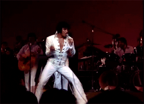 Elvis Presley aprendió en estas iglesias a tocar su guitarra pero también sus temblores, gemidos y contorsiones