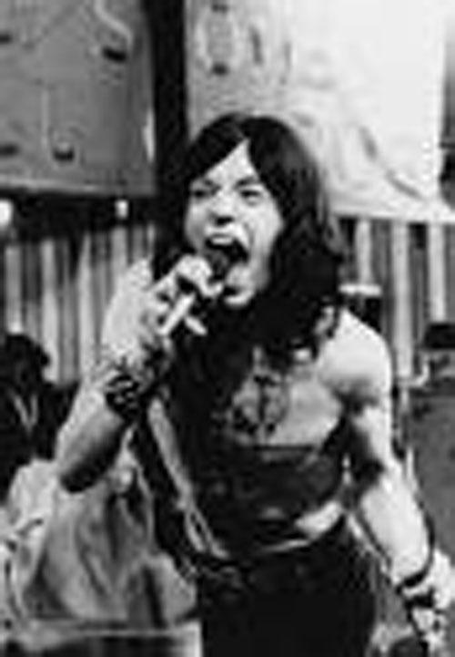 En su celebre circo del rock n roll Jagger mostraba supuestamente al diablo